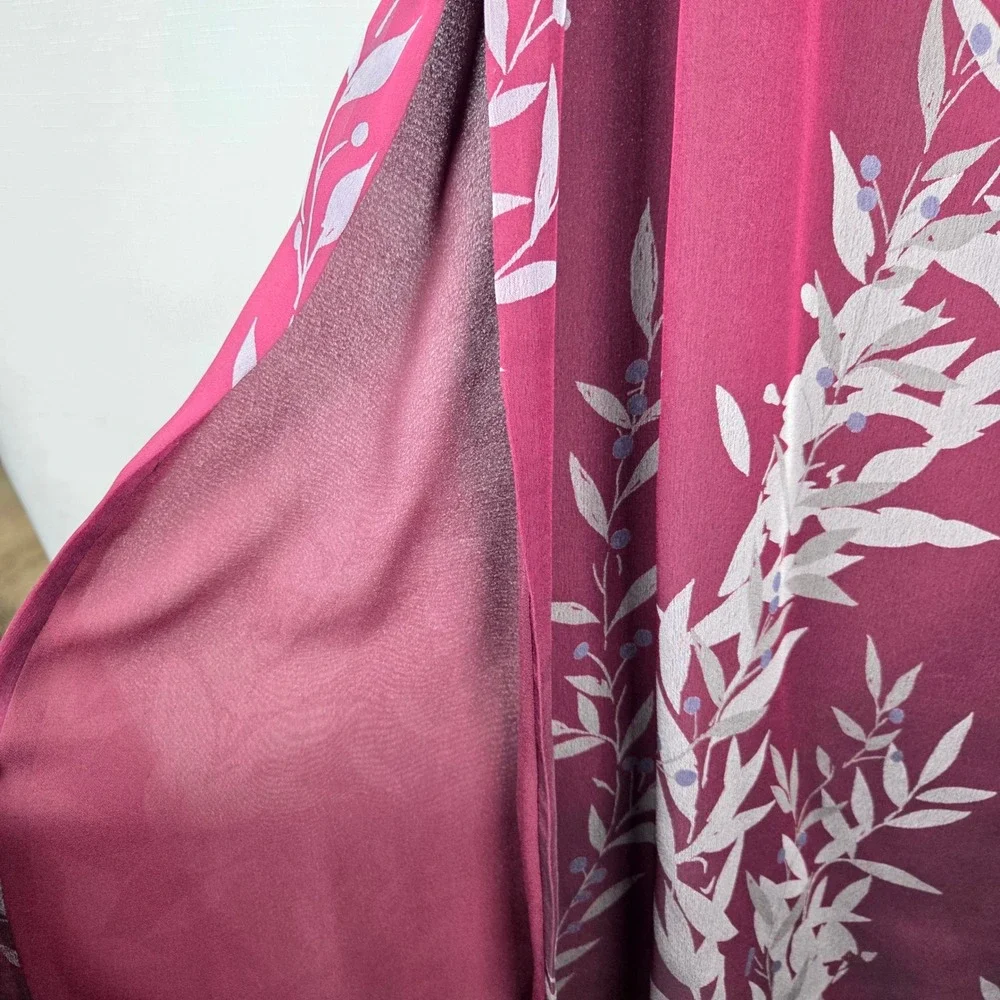 Ann Taylor Burgundy Floral Print Maxi Skirt Size 14 Zipper Lined Side Slit Flowy